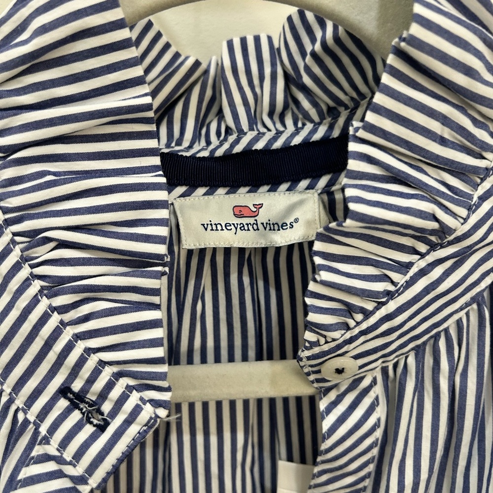 NWT Vineyard Vines popover ruffle shirt. Size 16. - Picture 3 of 5